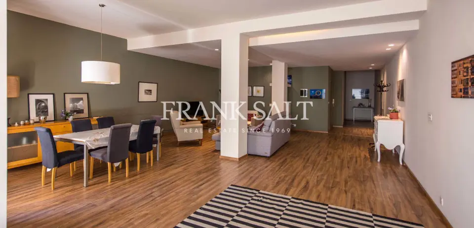 Sliema, Apartment