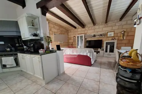 4 Bedroom Apartment For Sale in Valletta