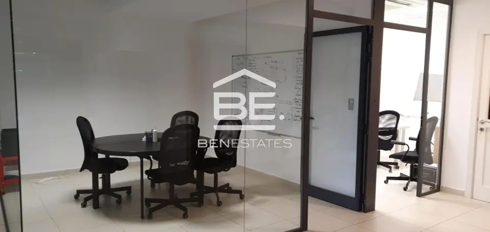 Commercial to rent in Portomaso