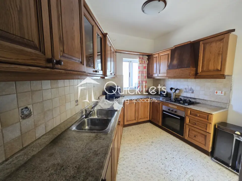 3 bedroom Apartment to rent in Birzebbuga