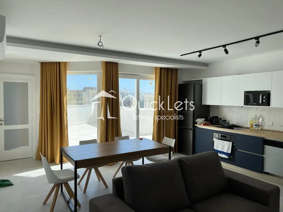3 bedroom Apartment to rent in Ta' Xbiex