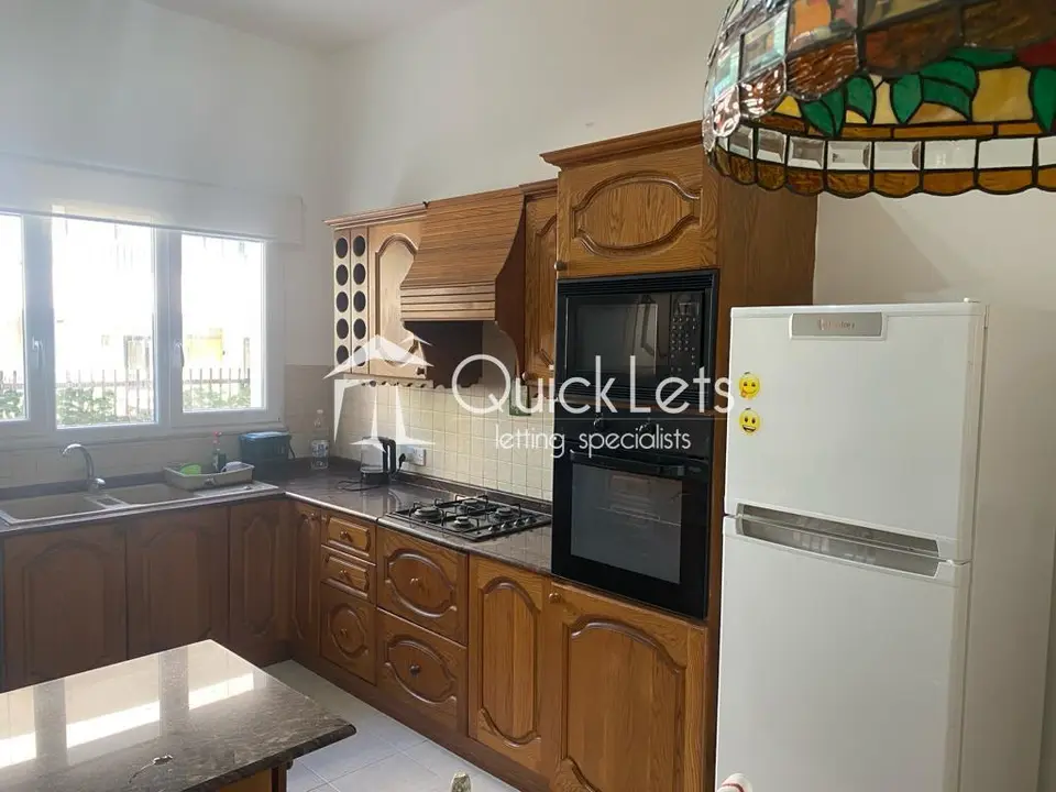 3 bedroom Maisonette to rent in St. Julians