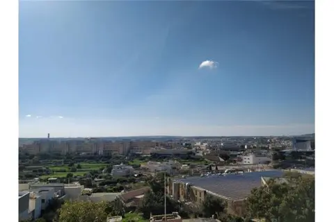3 bedroom Apartment to rent in San Gwann