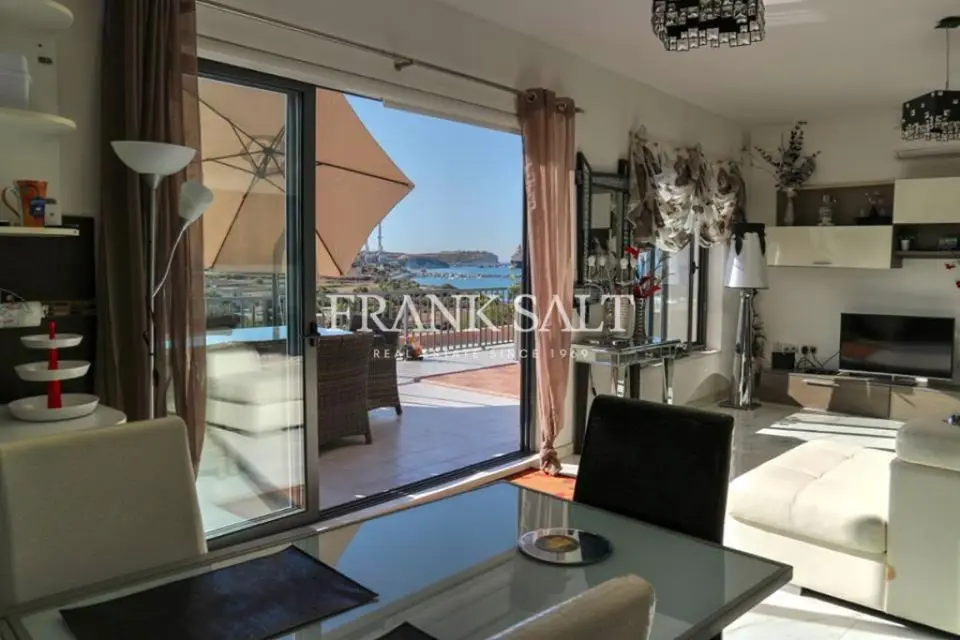 Marsaxlokk, Penthouse