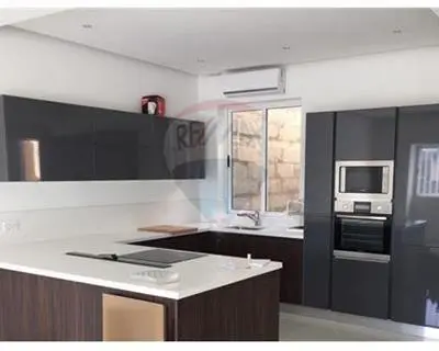 3 bedroom Apartment to rent in Ta' Xbiex