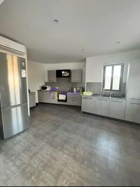 3 bedroom Penthouse to rent in St. Julians