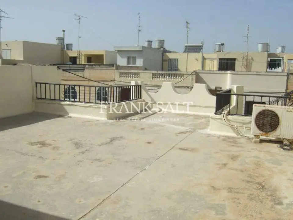 Birzebbugia, Furnished Terraced House