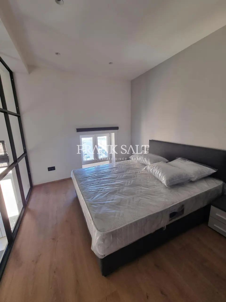 Floriana, Furnished Apartment