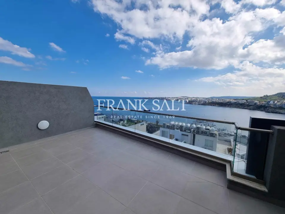Xemxija, Furnished Penthouse
