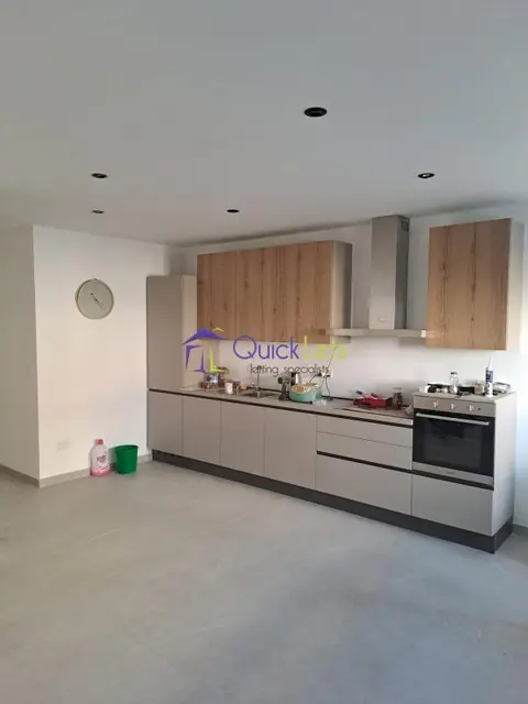 2 bedroom Maisonette to rent in Swieqi