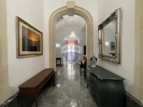 3 bedroom Townhouse to rent in Sliema