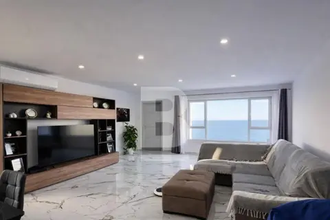 2 Bedroom Penthouse To Rent in Xghajra