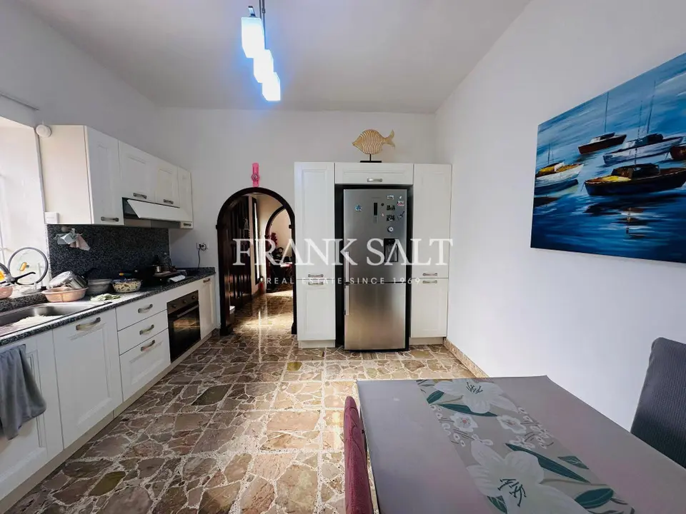 Santa Venera Finished Detached Villa