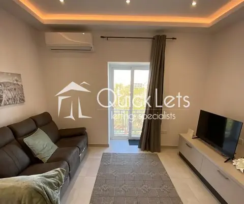 2 bedroom Top Floor Apartment to rent in Pieta