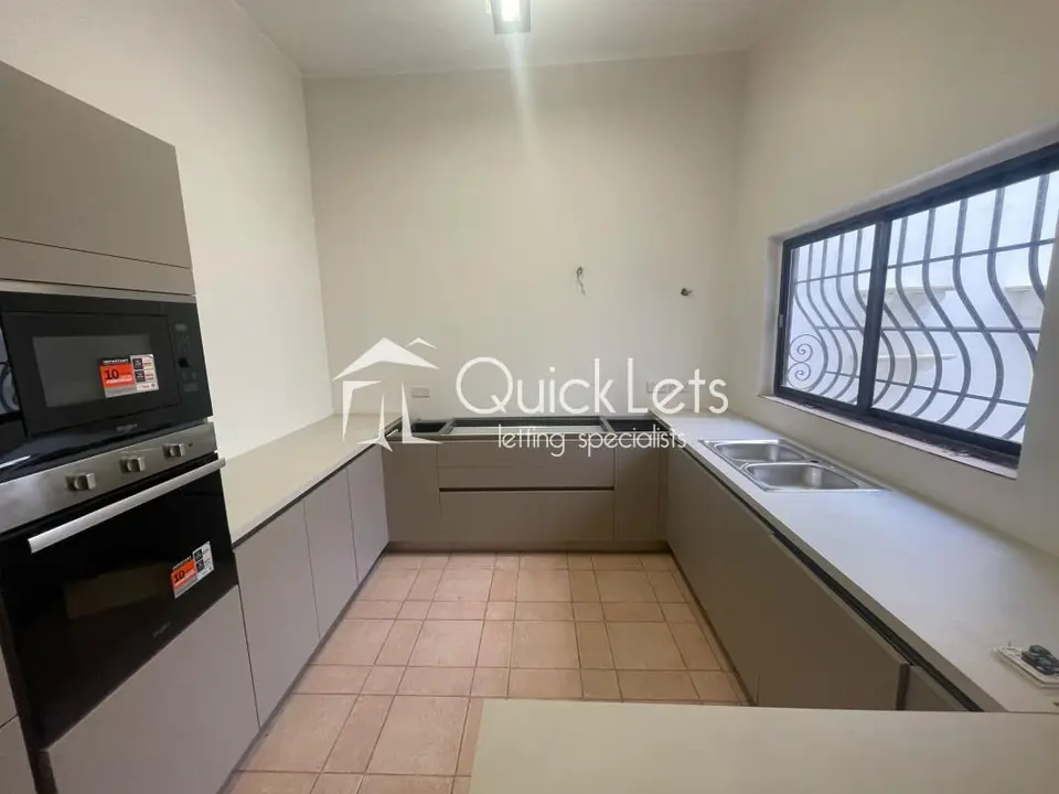 5 bedroom Townhouse to rent in Sliema