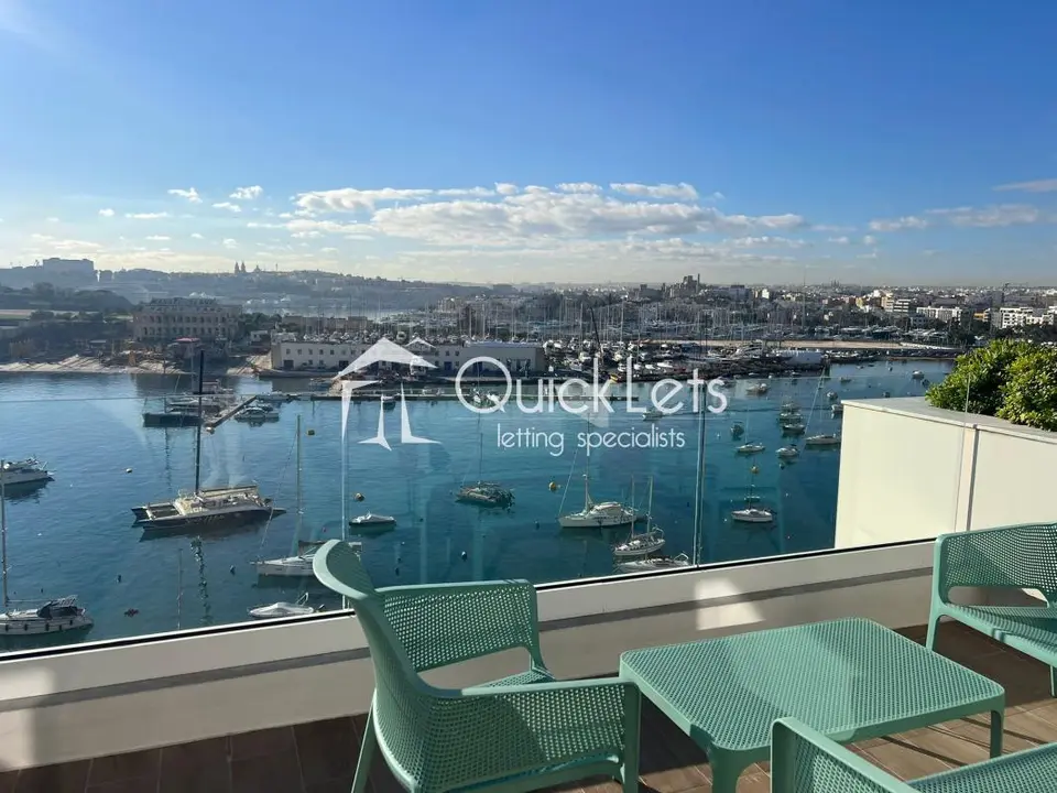 1 bedroom Penthouse to rent in Sliema