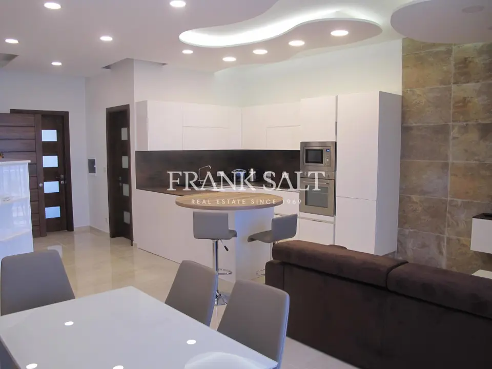 St Julians, Furnished Penthouse