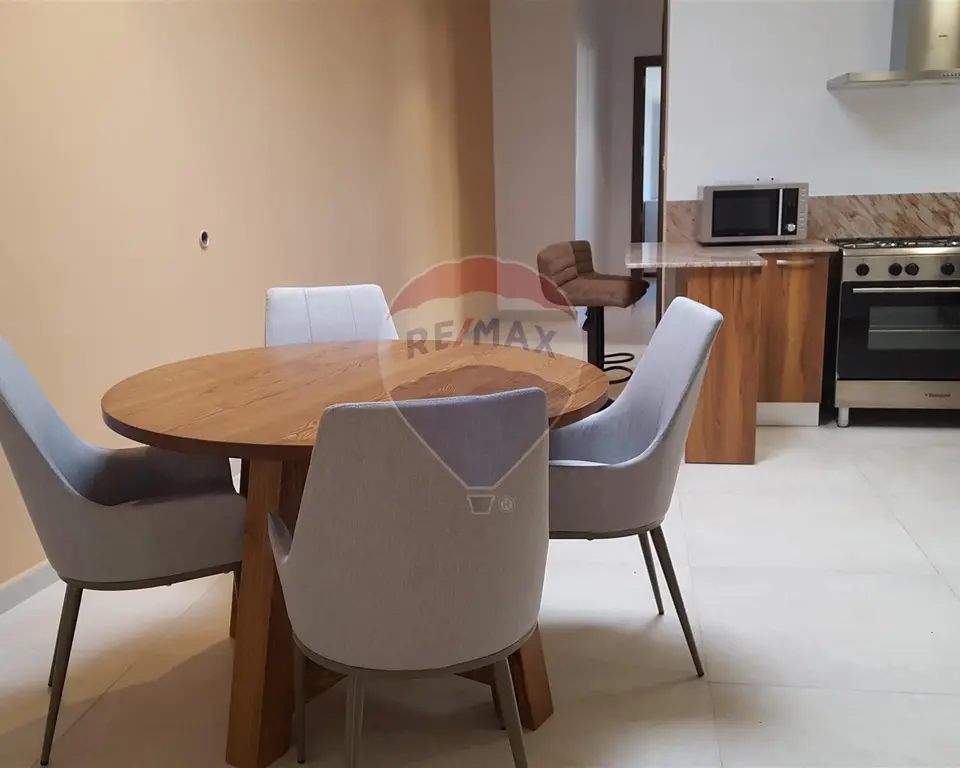 2 bedroom Penthouse to rent in Mosta