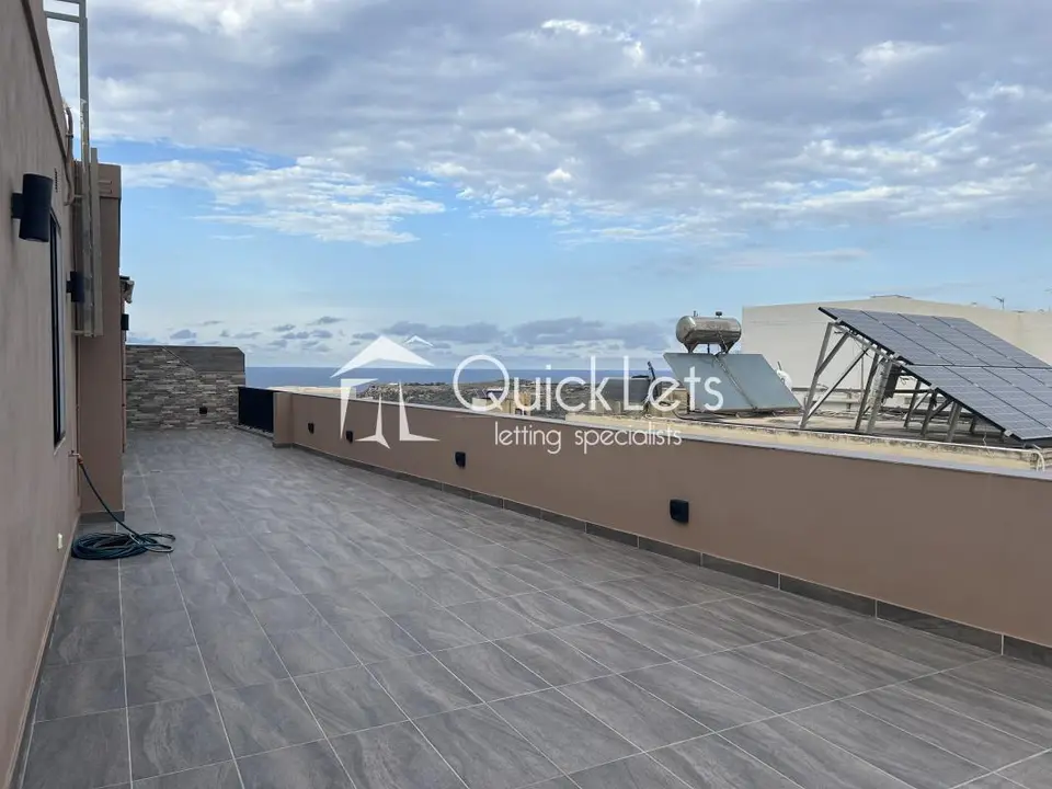 2 bedroom Penthouse to rent in Gozo - Xaghra