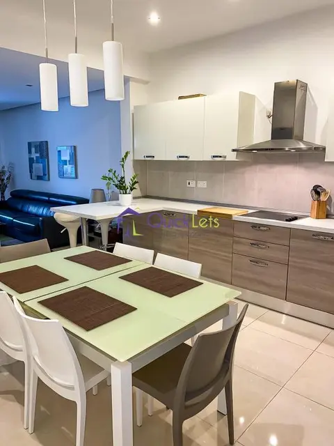 Appartement 2 chambres à louer à Gzira