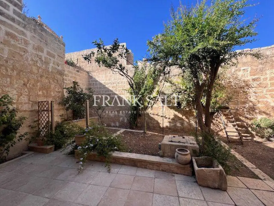 Gharghur, Furnished House of Character