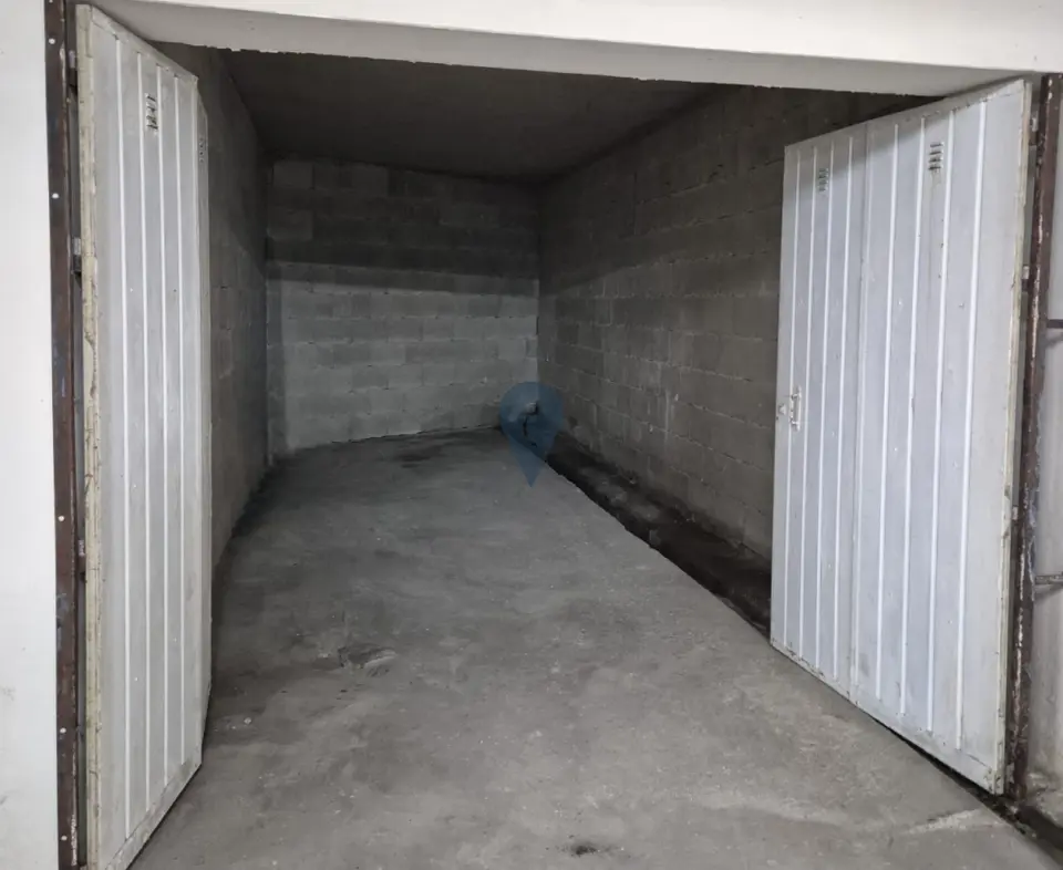 Garage/Parking Space for sale in Gzira
