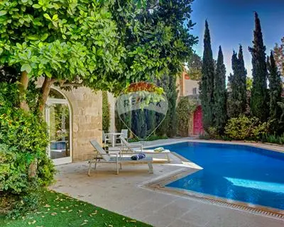 5 bedroom House of Character for sale in Balzan
