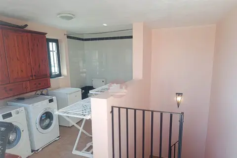3 Bedroom Maisonette For Sale in Fgura