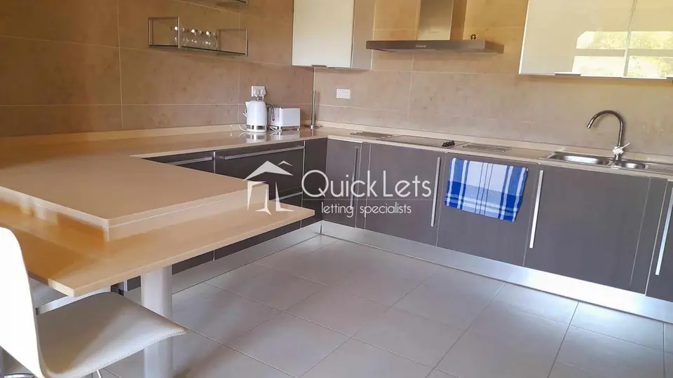 4 bedroom Terraced House to rent in Gozo - Qala
