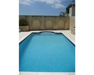 4 bedroom Villa Detached to rent in Madliena