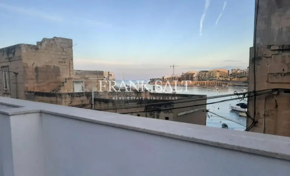 2 bedroom Townhouse to rent in Marsascala