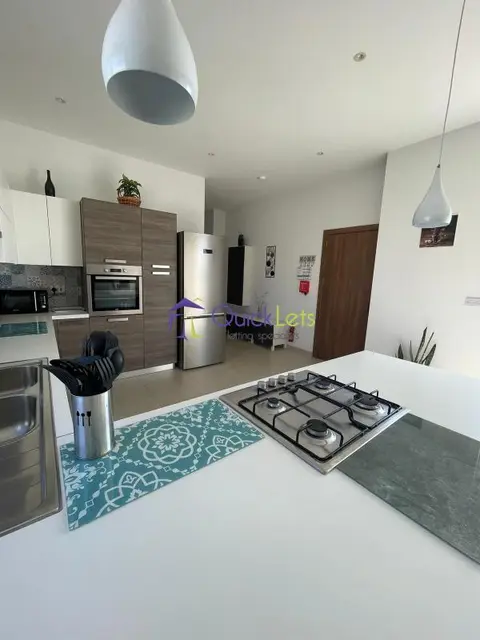 2 bedroom Penthouse to rent in Attard