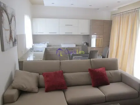 1 bedroom Penthouse to rent in Sliema