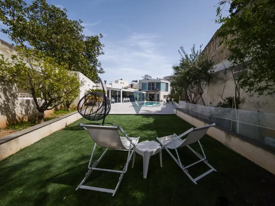 4 bedroom Maisonette for sale in St. Julians