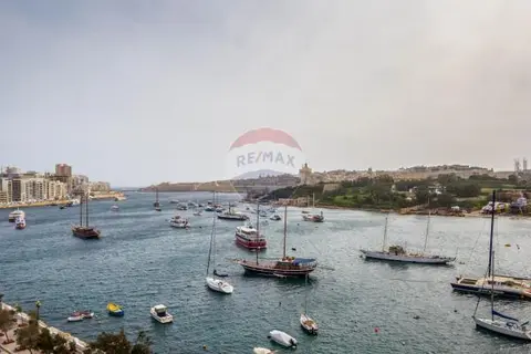 1 bedroom Penthouse to rent in Sliema