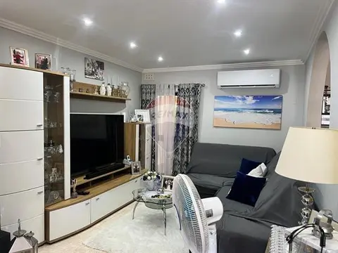 3 bedroom Maisonette for sale in Pembroke