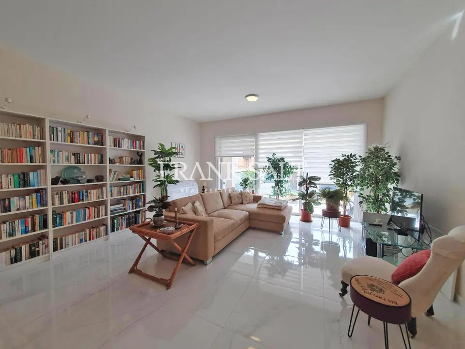 Swieqi, Furnished Apartment