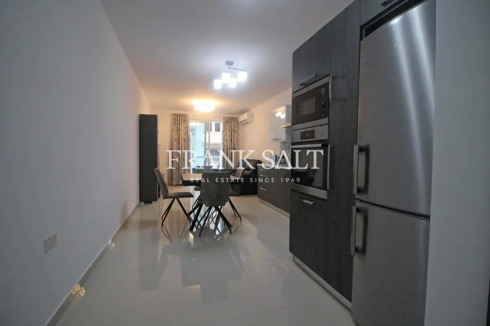 Gzira, Furnished Apartment