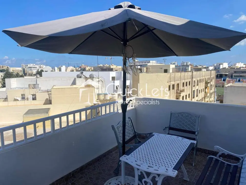 1 bedroom Penthouse to rent in Hamrun