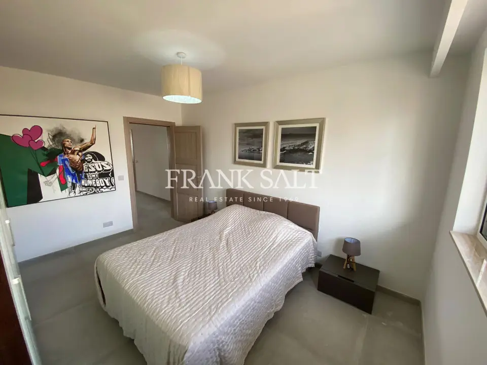 St Julians, Apartment
