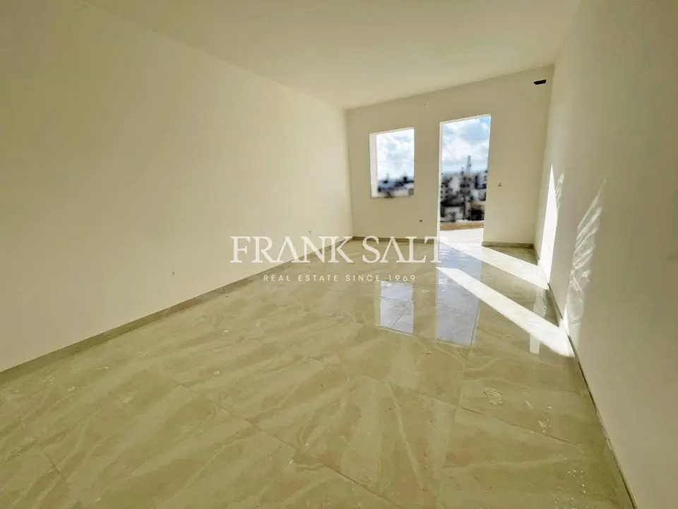 Santa Venera, Finished Penthouse