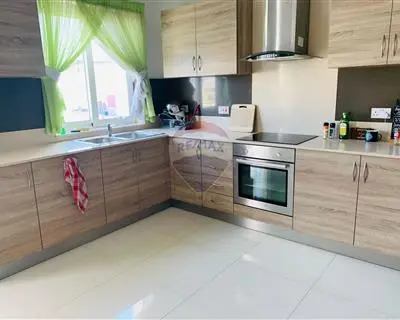 2 bedroom Apartment to rent in Naxxar