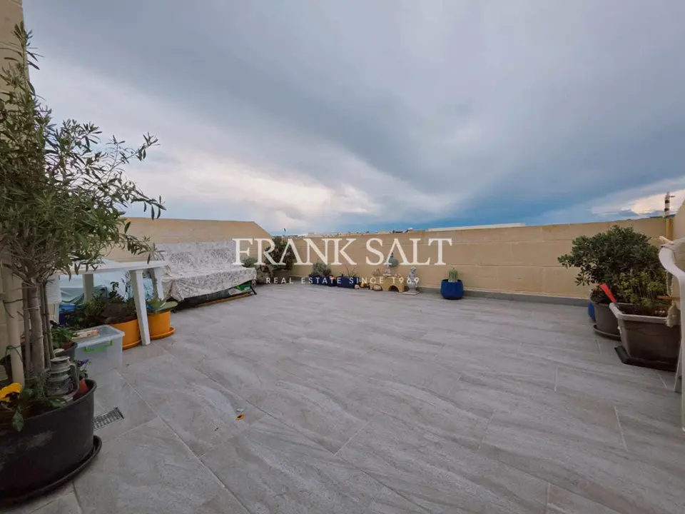 Victoria Furnished Penthouse