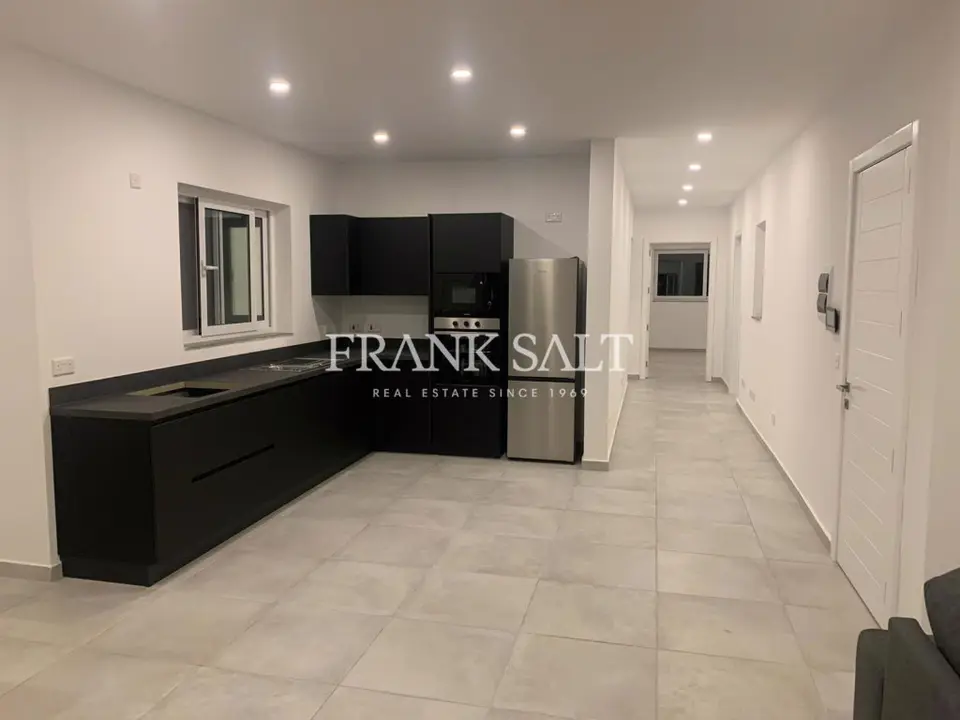 Mosta, Finished Apartment