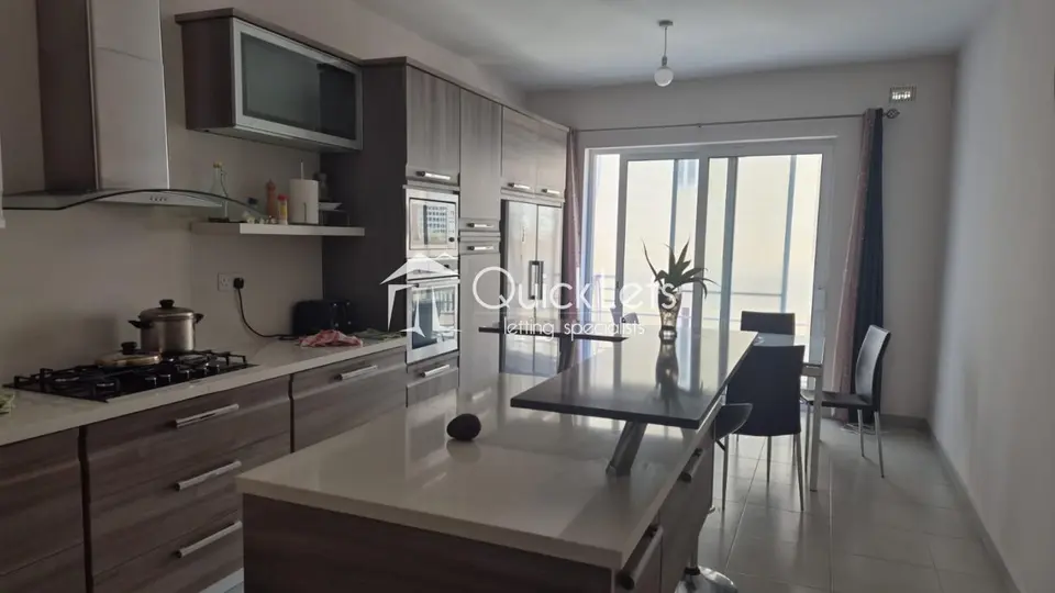 3 bedroom Apartment to rent in Pieta