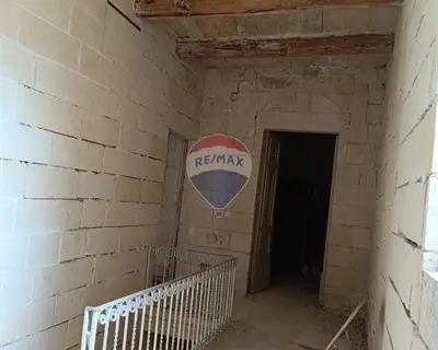 3 bedroom Maisonette for sale in Hamrun