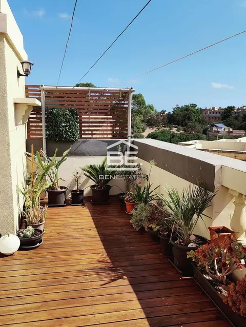 3 bedroom Maisonette to rent in Pembroke