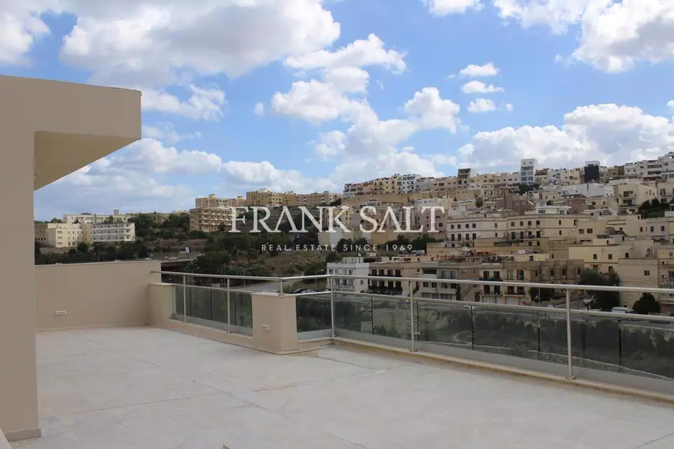 Swieqi, Furnished Villa