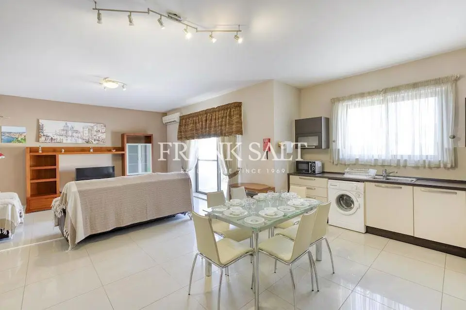 Mosta, Furnished Apartment