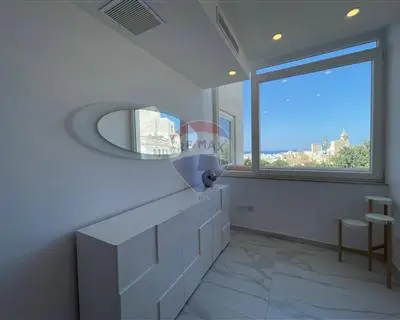 4 bedroom Apartment to rent in San Gwann